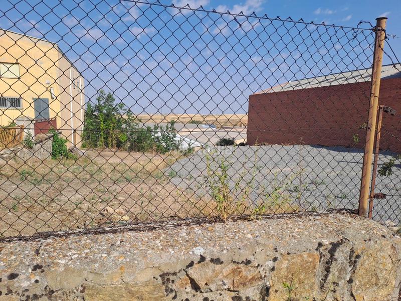 Foto e7efdd71-6645-4ca8-b3f8-dfcc76520784. Terrain résidentiel dans El Cerro - Ctra. De San Rafael Segovia
