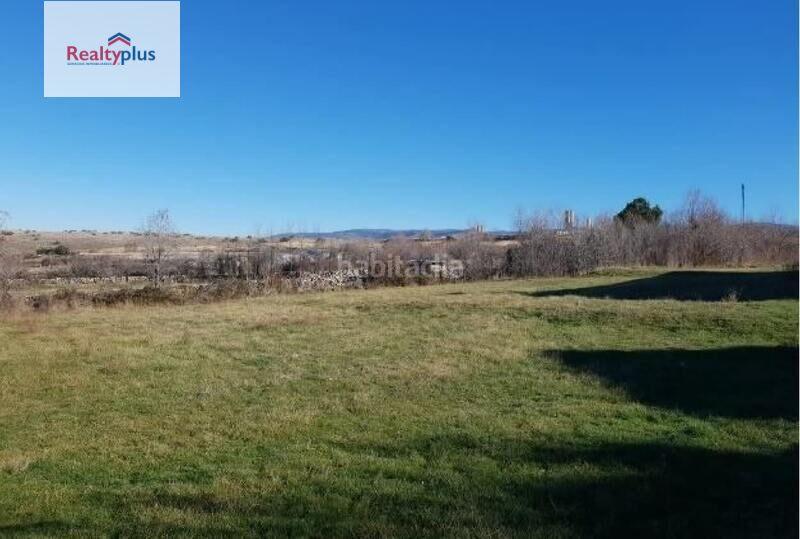 Foto 15363722-f097-4098-b932-3e88d7ef7b7d. Terrain résidentiel dans El Cerro - Ctra. De San Rafael Segovia