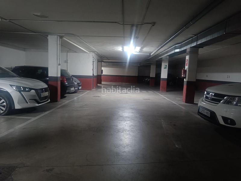 Foto 8e572c51-08c4-4cac-a6da-091a4a0ee2fb. Car parking in Dehesa Vieja-Puente Cultural San Sebastián de los Reyes