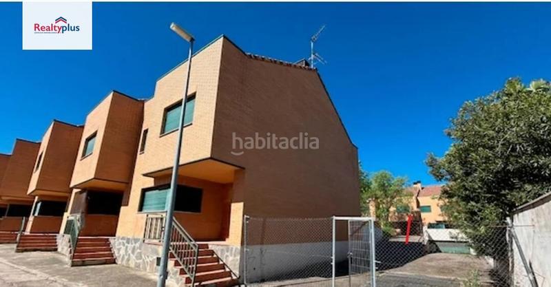 Foto 36b267ca-5379-430a-aeab-d3b28f7ac22f. Edificio en calle camino molinillo 8 en Hormigos