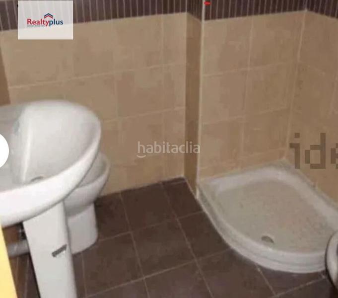 Foto eb2a3309-2ae6-46b0-9c30-51d9f2d87d6d. Edificio en calle camino molinillo 8 en Hormigos