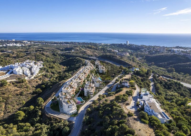 Foto 05739cf9-6889-4755-a4eb-6342a72cbbda. Apartament amb aparcament piscina a Alto de los Monteros Marbella