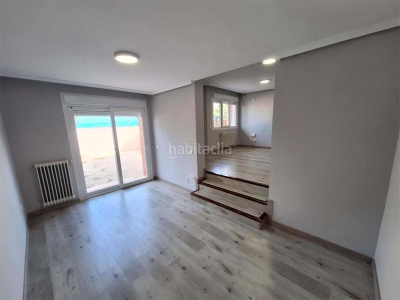 Foto 944c8fd6-60cd-4888-8a9b-06282f94d66f. Casa a schiera con riscaldamento parcheggio in Lastrilla (La)