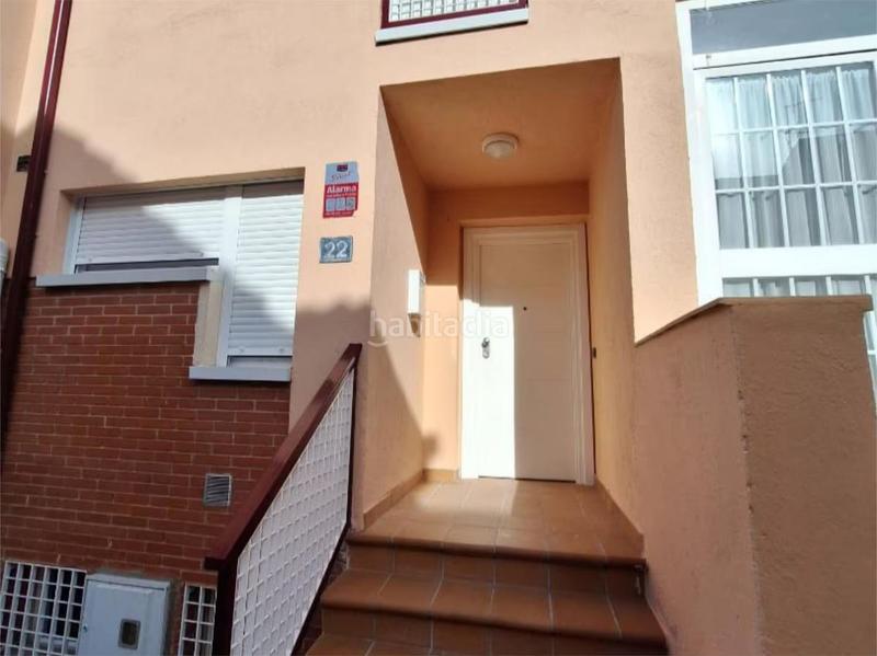 Foto c582eecd-d5a7-4922-9d08-2bc36104e94b. Casa a schiera con riscaldamento parcheggio in Lastrilla (La)