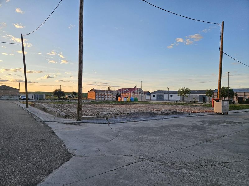 Foto c6ddb940-51a5-4dfc-beae-5316e6836985. Terreno residencial terreno en venta en aguasal valladolid 870 m2 a solo 2 km de olmedo en Llano de Olmedo