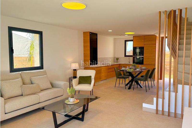 Foto 2faa9ae1-628d-4596-8abb-60facc9f5490. Casa adossada a Cuevas del Almanzora pueblo Cuevas del Almanzora