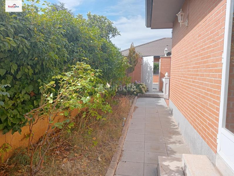 Foto 152a0142-553a-4d8b-b9ef-aca38362a2fb. Rent chalet with heating parking pool in Hervencias Altas - El Pinar Ávila