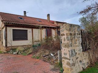 Chalet in Navas de Riofrío. Venta de chalet en navas de riofrio