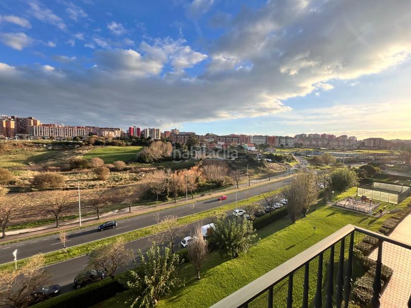 Foto ac56b71c-3d6f-47f1-9854-42ea4c834c06. Appartement dans la torre 131 dans Monte Santander