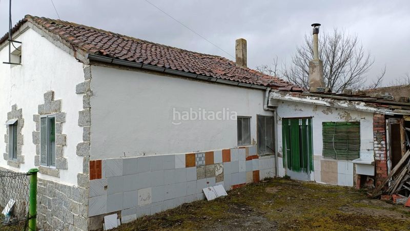 Foto 26a01630-92e8-4306-aeff-bbb234cc7358. Casa amb aparcament a Via Romana Segovia
