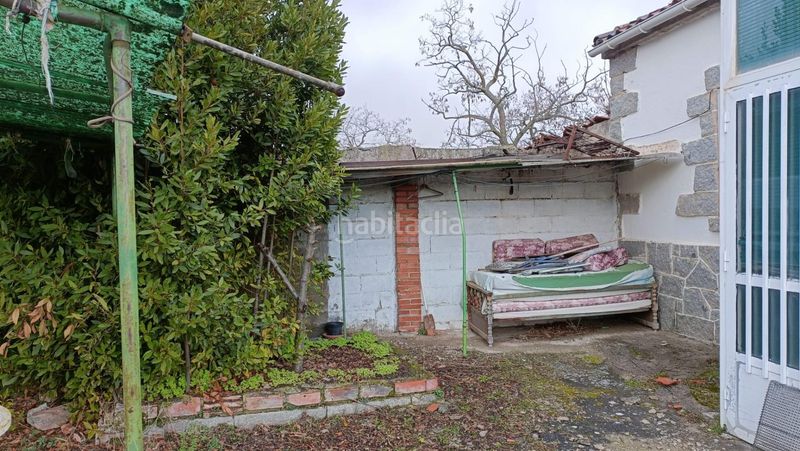 Foto f32d88bb-f1cb-4767-be88-7d9918aed0d4. Casa amb aparcament a Via Romana Segovia