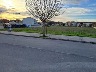 Terreny residencial a Área Rural. 101 parcelas urbanas en zamarramala segovia