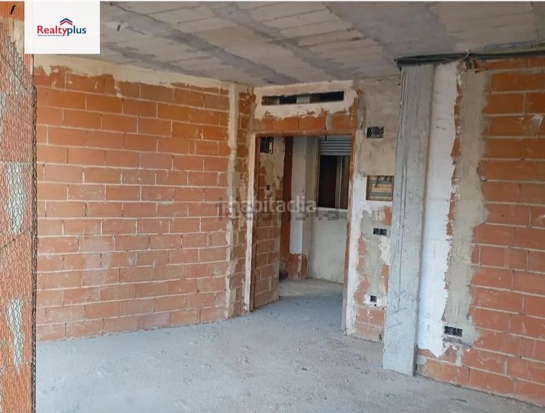 Foto c6f51836-1d68-4270-a02d-81463eb293a6. Edifici a calle barranc a Tavernes de la Valldigna