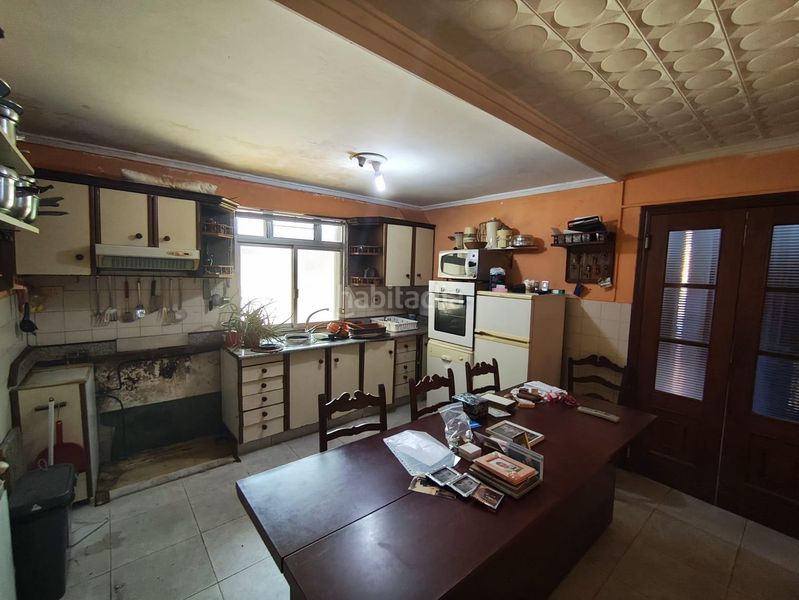 Foto b4ba7802-ecdd-4949-9af9-dec00b419436. Casa adossada a San Roque - As Fontiñas Lugo