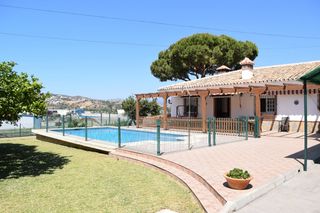 Xalet en Camino diana 9. Chalet en parcela de 1915 m2 en mijas costa