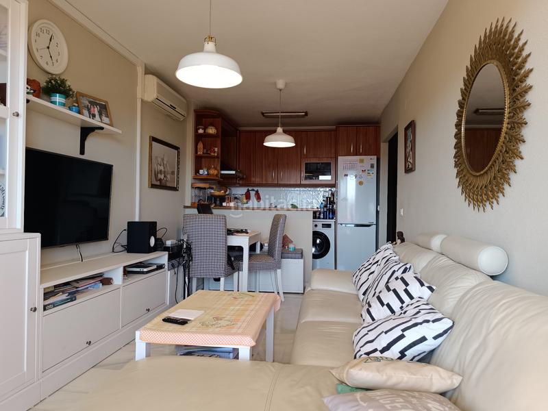 Foto 01aecdee-685f-400a-a270-f2dea032763b. Apartamento en avenida Los Pacos 22 apartamento 2 dormitorios con espectaculares vistas y mar en Fuengirola