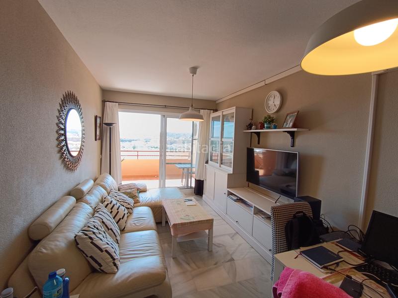Foto acb3100b-ad5a-4952-bafd-3decda5d52b5. Apartamento en avenida Los Pacos 22 apartamento 2 dormitorios con espectaculares vistas y mar en Fuengirola