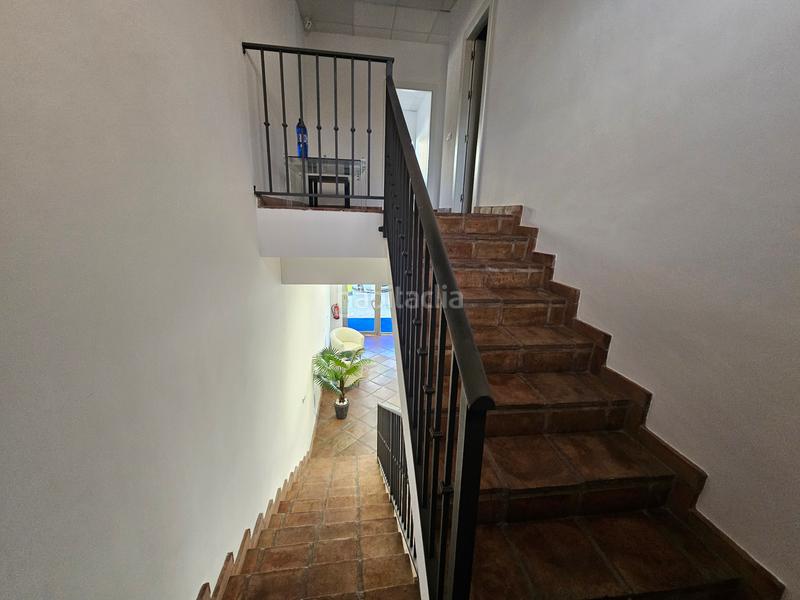 Foto 18013d67-6884-4ace-94a0-3b1d542a9066. Location local commercial dans avenida alcalde clemente díaz ruiz 6 dans Fuengirola