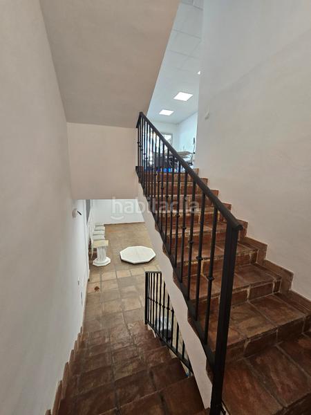 Foto b6a25eec-4f4d-4ab3-adad-a8af925502c3. Location local commercial dans avenida alcalde clemente díaz ruiz 6 dans Fuengirola