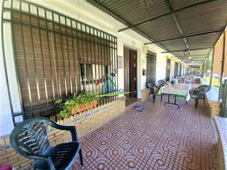 Casa adossada a El Rocío. Casa adosada en venta en el rocio, 7 dormitorios.