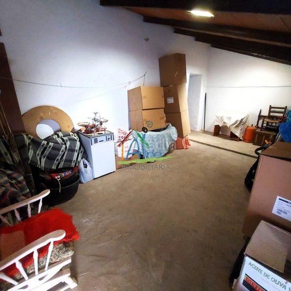 Foto 6594d7a2-be6f-4ff4-b1f3-77abdea1cd79. Casa adossada amb aparcament a Cala