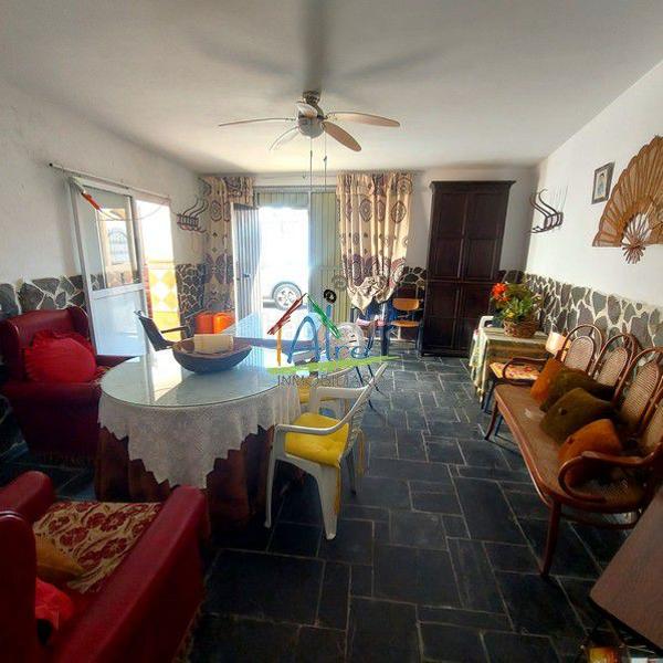 Foto a055be21-3e9b-48ac-9fdd-83417b1ec298. Casa adossada amb aparcament a Cala