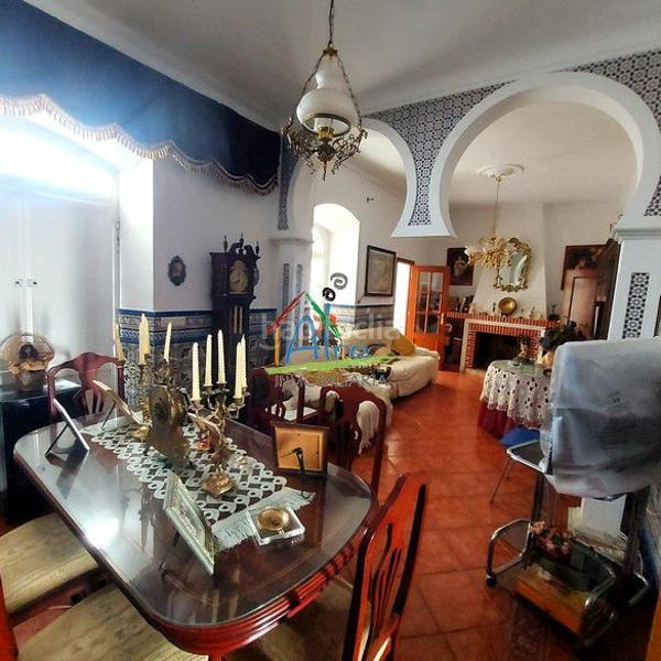 Foto fb9a453a-ba96-4395-9f79-63b8b1cf6de3. Casa adossada amb aparcament a Cala