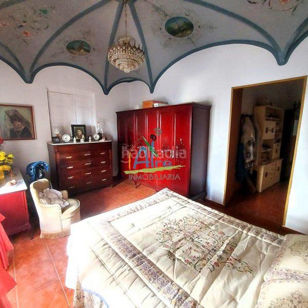 Foto fe313253-4057-439e-a480-fbec392414fe. Casa adossada amb aparcament a Cala