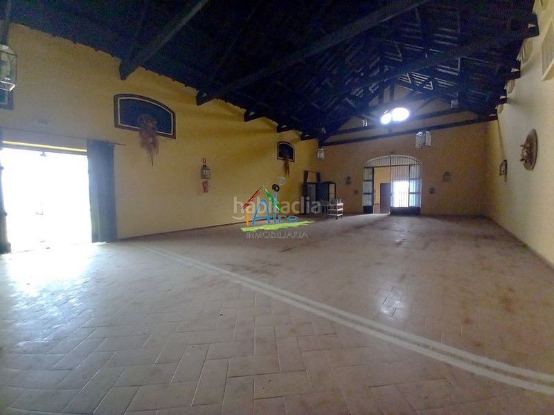 Foto 02212359-3fb3-4b4f-a8b9-2d6d8b951794. Local comercial a Almonte Almonte
