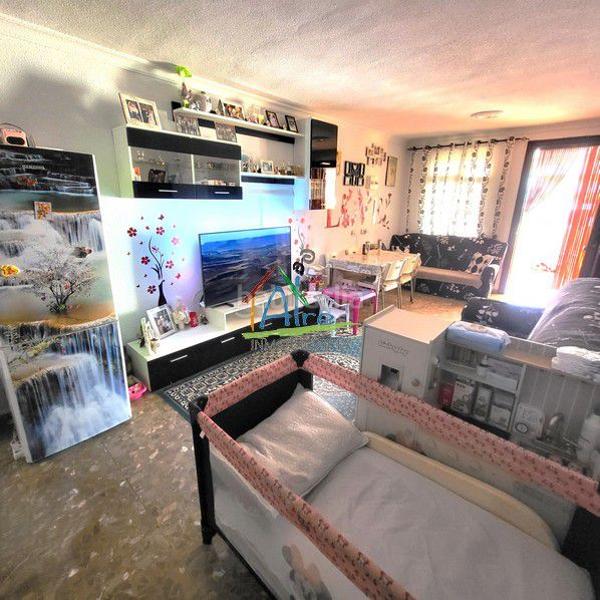 Foto 073fc35d-fbdc-4d70-8fd1-380c45bcc1b4. Reihenhaus mit heizung parking in Centro - Torre de la Higuera Almonte