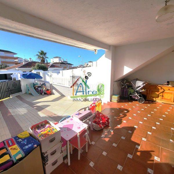 Foto e502d9bf-bc9b-4a41-ac47-0dd600eef822. Reihenhaus mit heizung parking in Centro - Torre de la Higuera Almonte