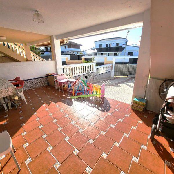 Foto edc33002-336b-4583-b3c7-3356f57fee80. Reihenhaus mit heizung parking in Centro - Torre de la Higuera Almonte