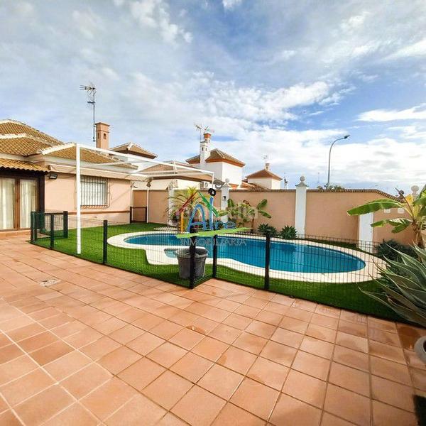 Foto 04a1fbd1-1051-44fe-a008-cd4dce5b0c66. Chalet with heating parking pool in Caño Guerrero Almonte