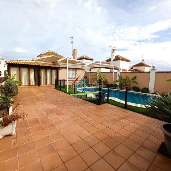 Foto cf2ca877-6d13-4ced-85ed-0b3dbd7810ec. Chalet with heating parking pool in Caño Guerrero Almonte