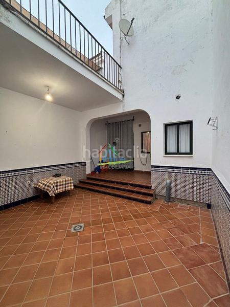 Foto e02ebeb9-30fa-4d75-aeeb-b9901bbe31e3. Casa  en venta en el rocio, 7 dormitorios. en Almonte