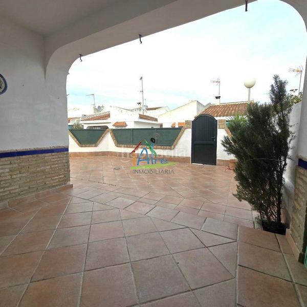 Foto 883066b0-a0fb-4926-ad70-70cac22a302d. Casa adossada amb calefacció aparcament piscina a Almonte