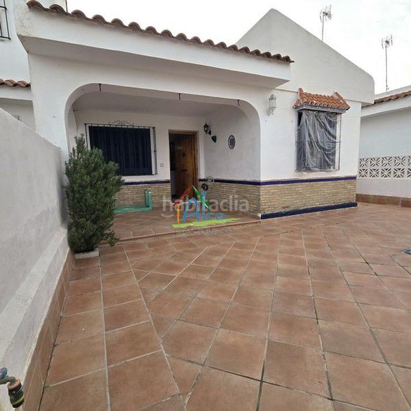 Foto f27a87da-f43a-454a-8c66-8b53c59d5937. Casa adossada amb calefacció aparcament piscina a Almonte