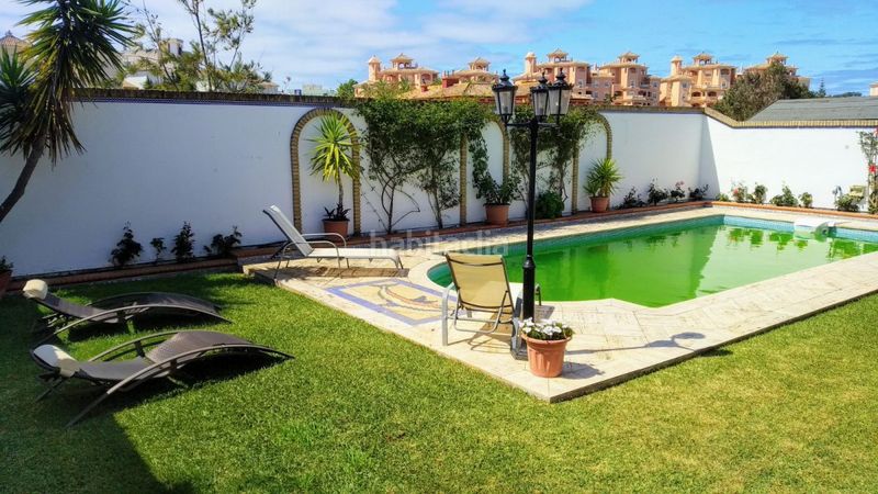 Foto 6b643bbb-0e34-4456-a3a7-79f0174a76d4. Chalet  en venta en sector junco, 4 dormitorios. en Almonte