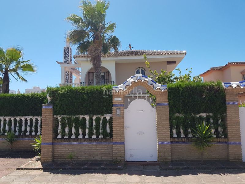 Foto 8b386473-ca93-4c15-89e4-9d6dd5ecb4d9. Chalet  en venta en sector junco, 4 dormitorios. en Almonte