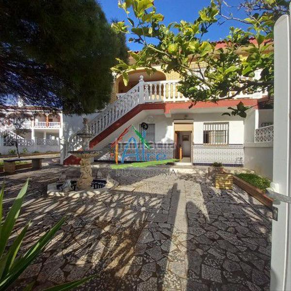 Foto 31eda62b-1f8a-416e-ad51-65fe4be4652d. Chalet con parcheggio in Coto Almonte