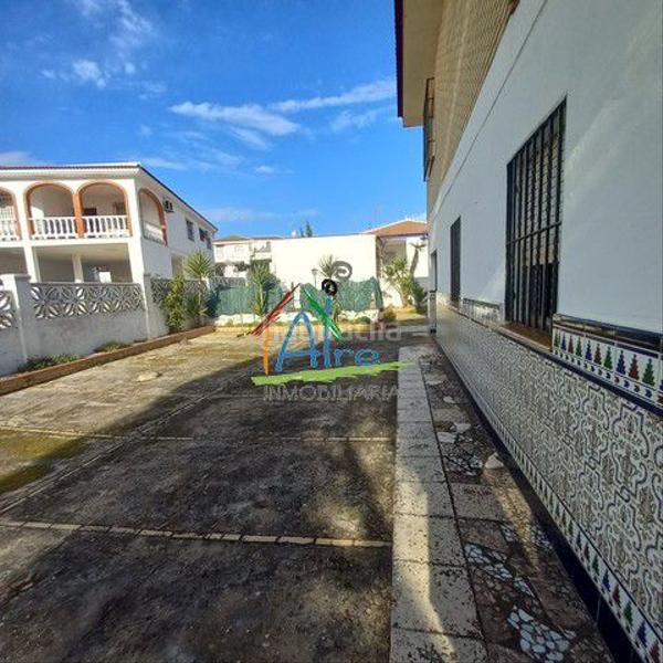 Foto ac799557-2843-4380-b9f1-92fc01409954. Chalet con parcheggio in Coto Almonte
