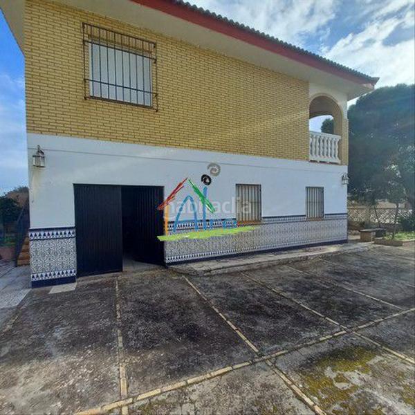 Foto cba12562-3886-403b-8b39-ddad1b8d7b2e. Chalet con parcheggio in Coto Almonte