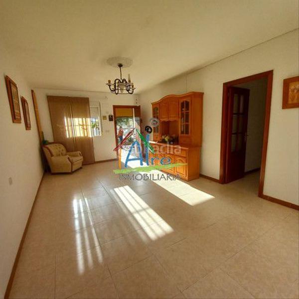 Foto df783f02-e83a-457c-be75-52d58080ad2c. Chalet con parcheggio in Coto Almonte