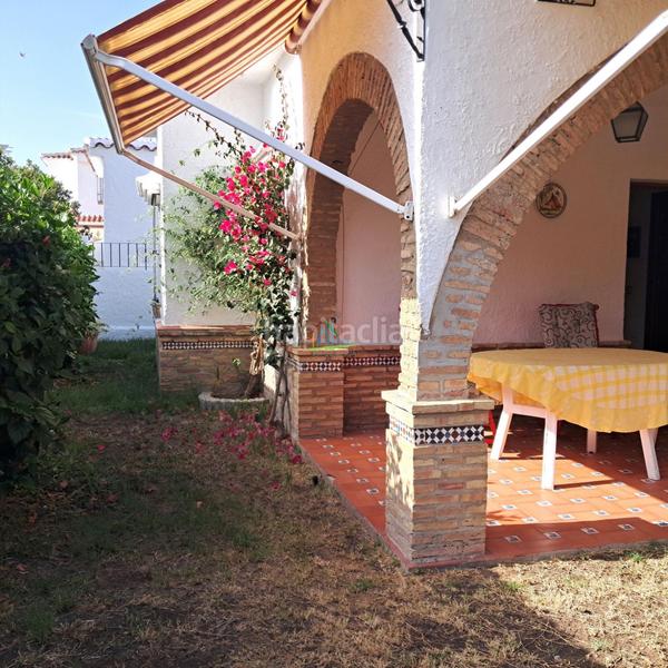 Foto de598677-f5ae-4a64-a68f-eaef540bd69b. Chalet  en venta en sector junco, 2 dormitorios. en Almonte