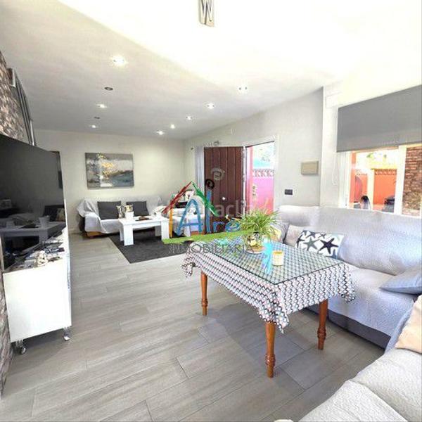 Foto 82cfe315-4947-451a-a52b-23e3981a90da. House with heating parking pool in Centro - Torre de la Higuera Almonte