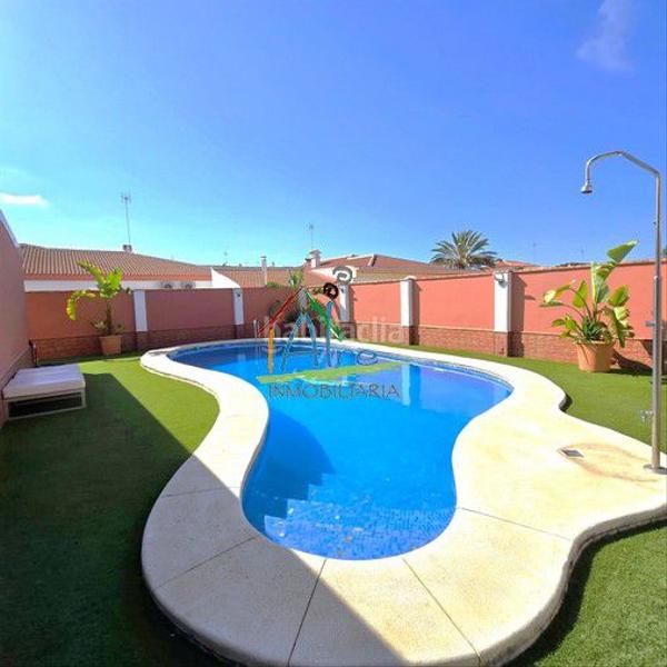 Foto a3ebdfa5-558c-46be-9ab3-08d7aa4b4fc9. House with heating parking pool in Centro - Torre de la Higuera Almonte