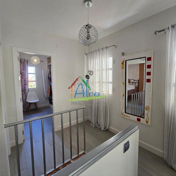 Foto bd526ee6-6550-41e9-81c8-bcf86f283122. House with heating parking pool in Centro - Torre de la Higuera Almonte