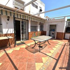 Pis  Sevilla. Piso en venta en sector somormujo, 4 dormitorios.