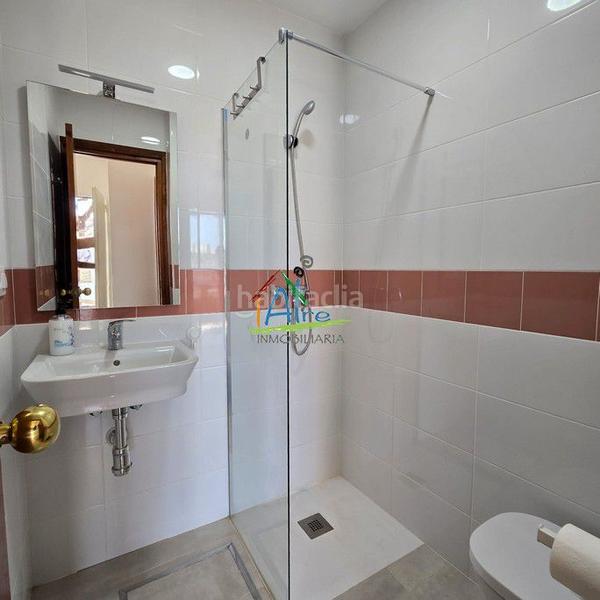 Foto 5e96617c-2ed4-4511-8dc4-dca1a4ac9350. Chalet avec chauffage parking dans Centro - Torre de la Higuera Almonte