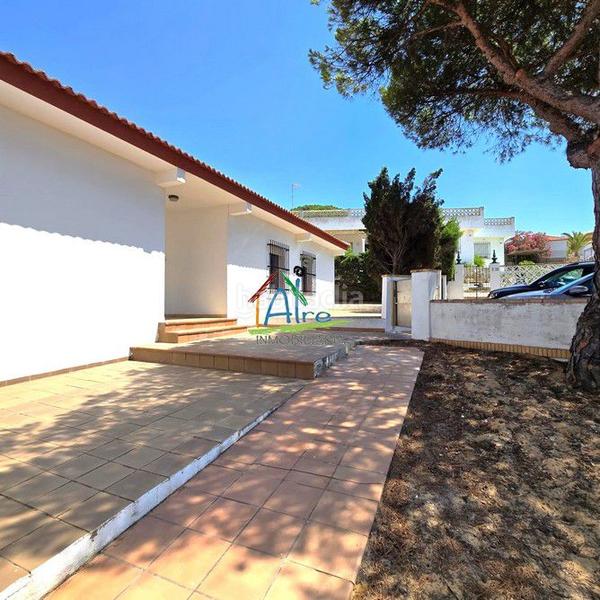 Foto a150c5cf-b147-4f34-a591-51ec9c2ea84f. Chalet avec chauffage parking dans Centro - Torre de la Higuera Almonte